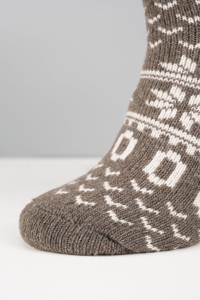 Boru | Dikke wollen sokken met Noors patroon | sokken-online.nl