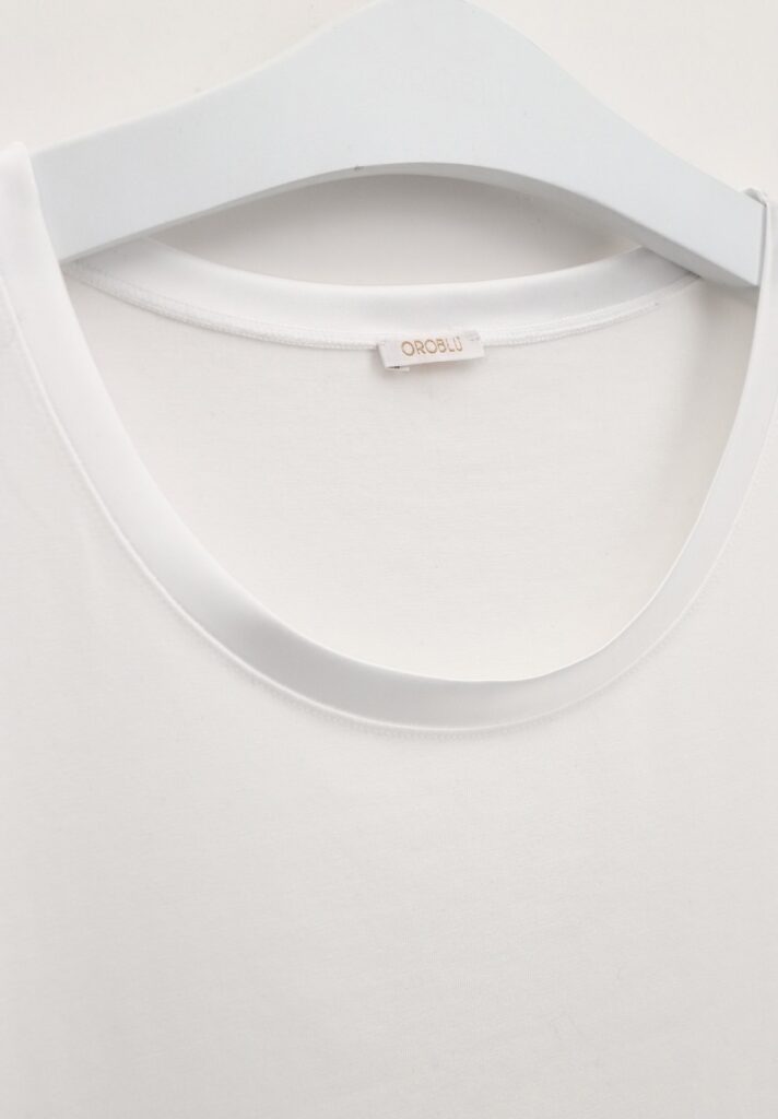 Perfekte Linie Baumwoll-T-Shirt – Bild 4